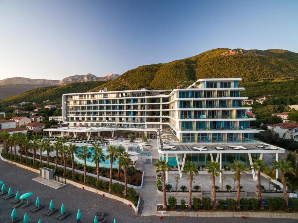 6 Dite Plazh në Carine Hotel  Kumbor 595 €